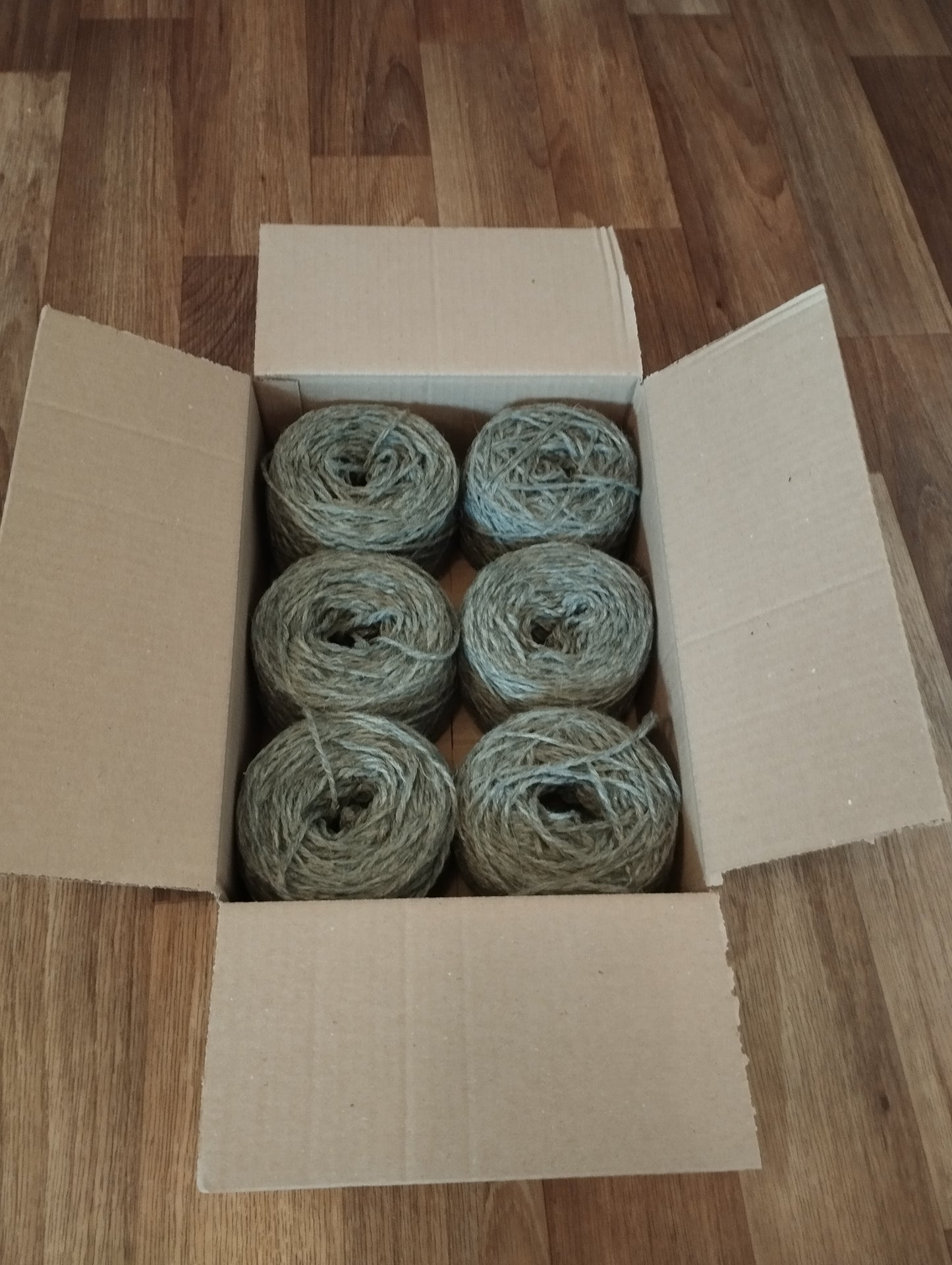Grey sheep wool yarn 600g boxπππ